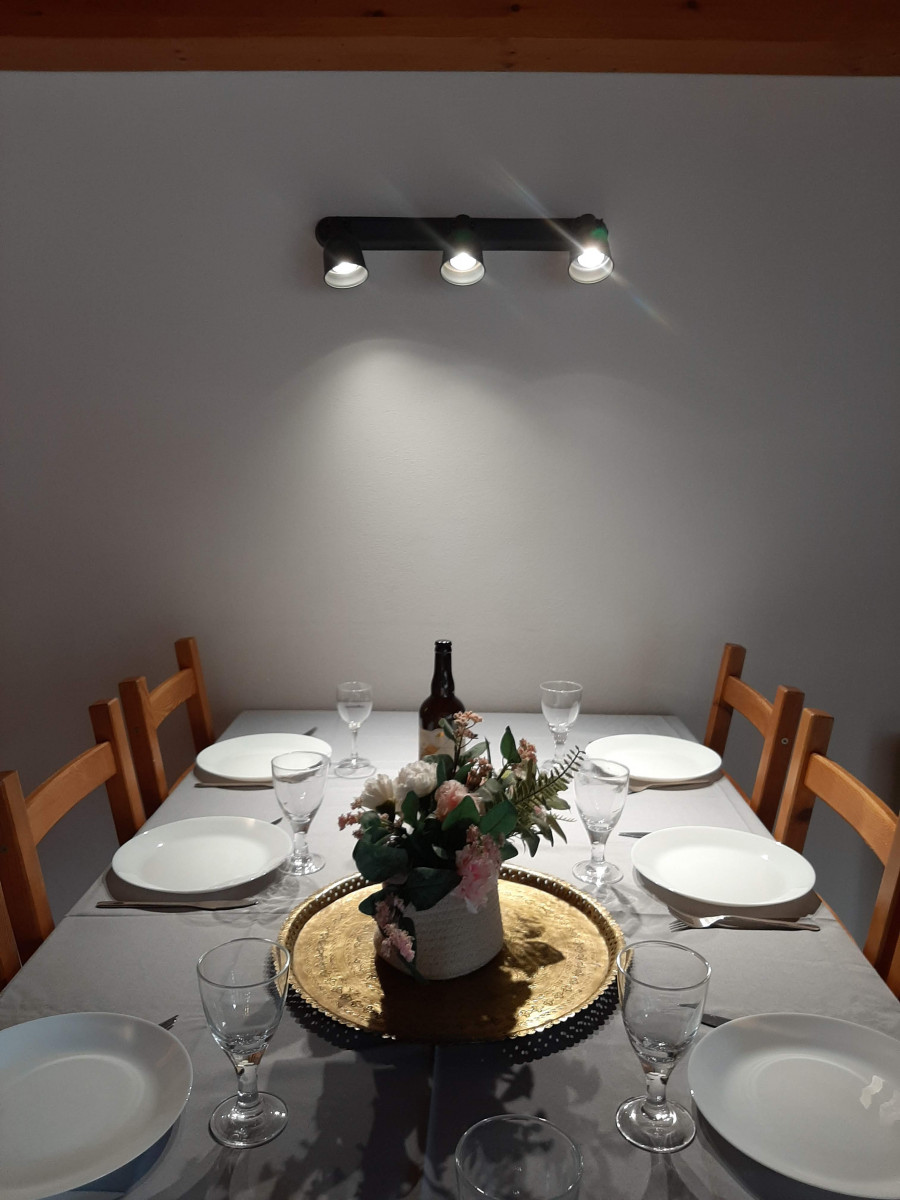 COIN REPAS - APPARTEMENT ROCHEVERT - VALLOIRE CENTRE 