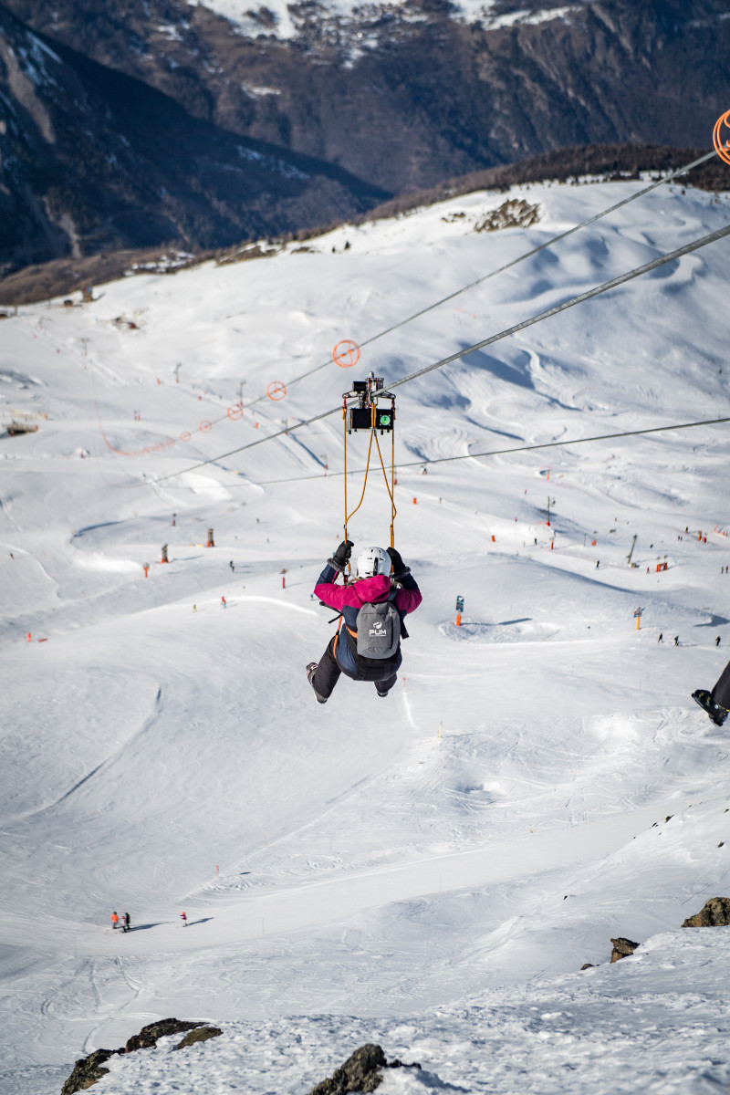 Grande Tyrolienne - Activité sensation hiver - Valloire Réservations Bon plan