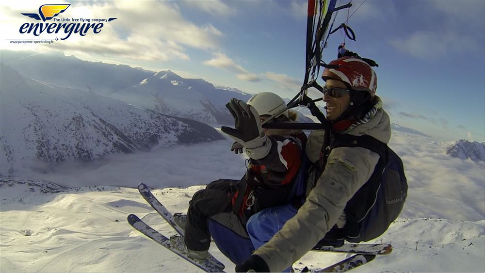 Paragliding valloire