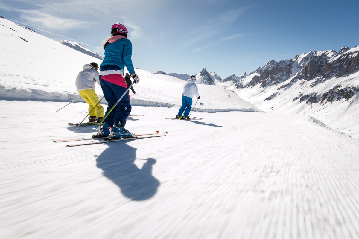 Package accommodation Valloire - Special girls ski break - Valloire Reservations