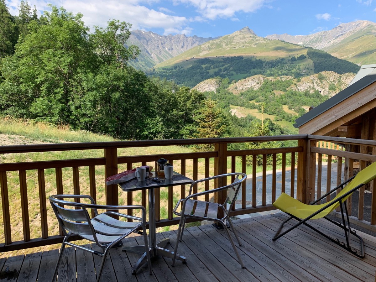 TERRASSE - CHALET HU-SKY - VALLOIRE L'ARCHAZ - VALLOIRE RESERVATIONS