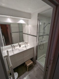 SALLE D'EAU - APPARTEMENT BETELGEUSE 50 - VALLOIRE CENTRE