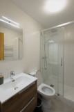 SALLE D'EAU 2 - APPARTEMENT BON ACCUEIL 26 27 VALLOIRE CENTRE