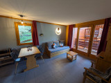 SALON - APPARTEMENT CHALETS DE LA VALLEE D'OR ASTER 203 - CHARBONNIERES VALLOIRE - VALLOIRE RESERVATIONS