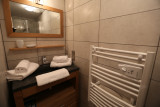 SALLE D'EAU - APPARTEMENT EPINETTE 004 - VALLOIRE CENTRE - VALLOIRE RESERVATIONS