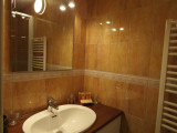 SALLE D'EAU - APPARTEMENT BERGERS 20 - VALLOIRE CENTRE