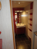 SALLE D'EAU - APPARTEMENT ROYAL NEIGE 28 - VALLOIRE CENTRE