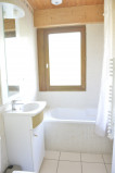 SALLE DE BAIN - APPARTEMENT THYMEL 45- VALLOIRE LES VERNEYS