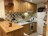 CUISINE - APPARTEMENT LES CAQUELONS RDC - VALLOIRE MOULIN BENJAMIN