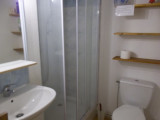 SALLE D'EAU - APPARTEMENT ROCHES FLEURIES B10 - VALLOIRE CENTRE 