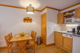CUISINE  CHALETS DE LA VALLEE D'OR APPARTEMENT LYS 001 - LES CHARBONNIERES - VALLOIRE