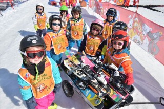 Mini-Club Garderie et Cours de ski  Les Marmottons ESF Valloire