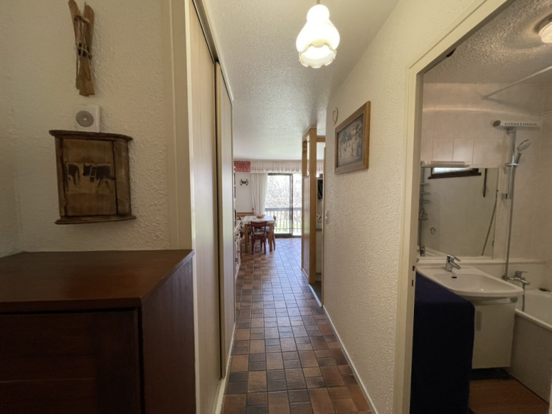 ENTREE - APPARTEMENT CREY DU QUART 60 - VALLOIRE CENTRE ENTREE - APPARTEMENT CREY DU QUART 60 - VALLOIRE CENTRE