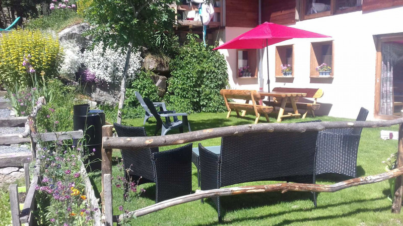 JARDIN ETE - APPARTEMENT LA POYA - VALLOIRE LES VERNEYS JARDIN ETE - APPARTEMENT LA POYA - VALLOIRE LES VERNEYS