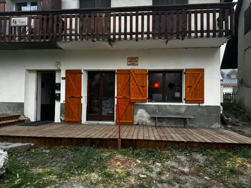 EXTERIEUR- MAISON LES MARMOTTES - APPARTEMENT RDC - VALLOIRE LA RUAZ