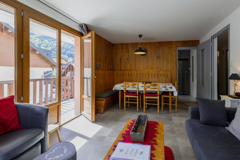 PIECE DE VIE - APPARTEMENT LA RESIDENCE REFUGE D'ANGELINE - VALLOIRE CENTRE PIECE DE VIE - APPARTEMENT LA RESIDENCE REFUGE D'ANGELINE - VALLOIRE CENTRE
