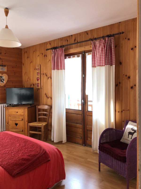 CHAMBRE - APPARTEMENT RIO PESSIN - VALLOIRE LA BORGE CHAMBRE - APPARTEMENT RIO PESSIN - VALLOIRE LA BORGE