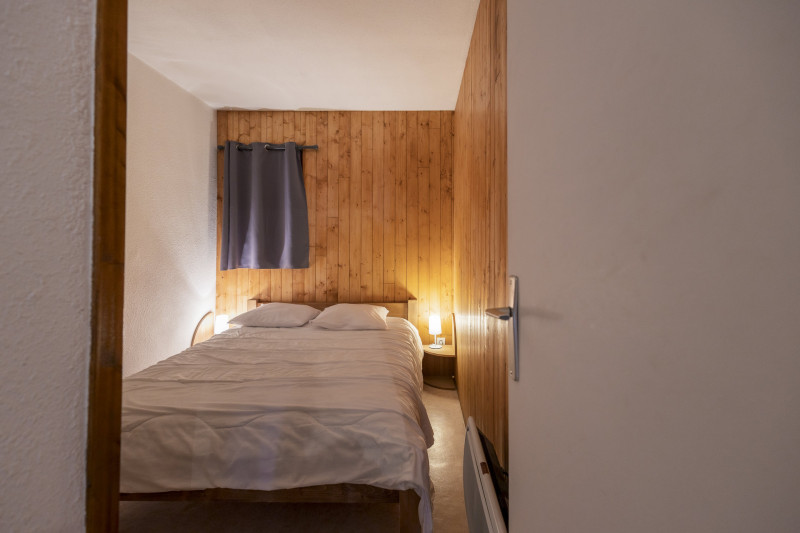 CHAMBRE - APPARTEMENT  TIGNY 26 - VALLOIRE CENTRE