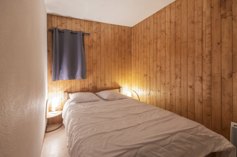 CHAMBRE - APPARTEMENT  TIGNY 26 - VALLOIRE CENTRE