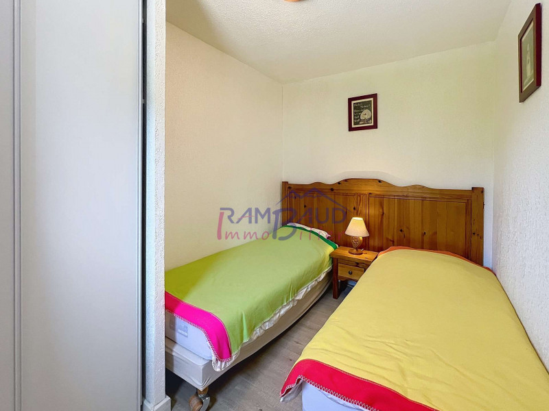 _clients_227345001_photos_100q_36187348