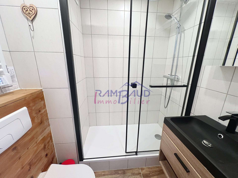 _clients_227345001_photos_104y_37566896