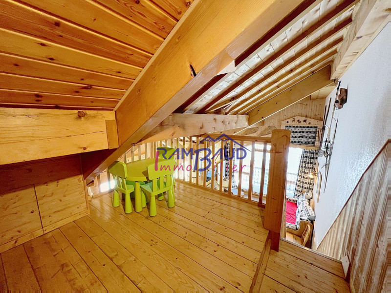 _clients_227345001_photos_11ah_35424323