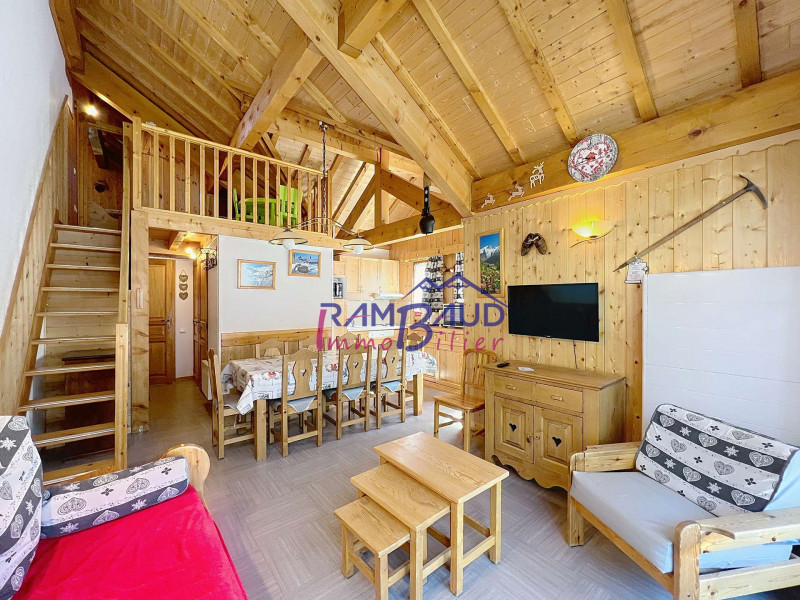 _clients_227345001_photos_11x_37043372