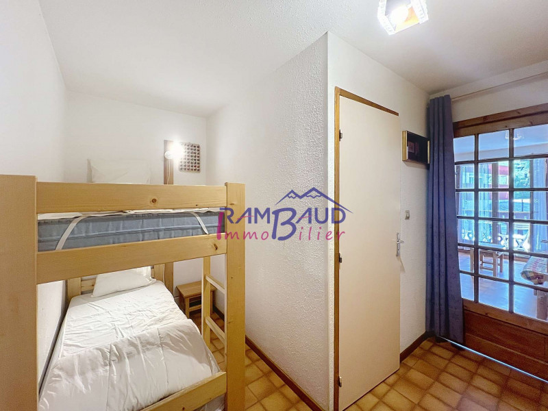 _clients_227345001_photos_128f_36678526