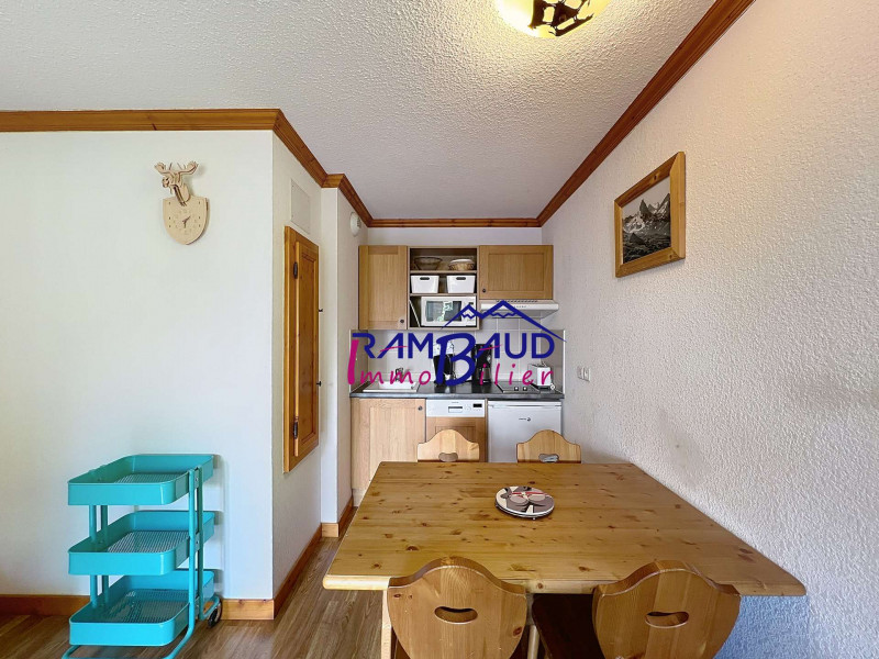 _clients_227345001_photos_141p_37098883