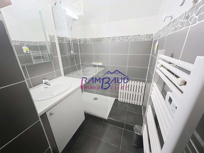 _clients_227345001_photos_153x_36965880