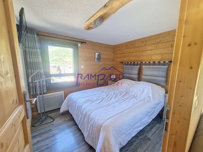 _clients_227345001_photos_157e_37578218