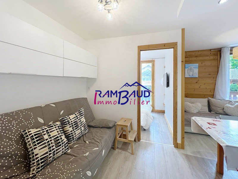 _clients_227345001_photos_164t_37645919