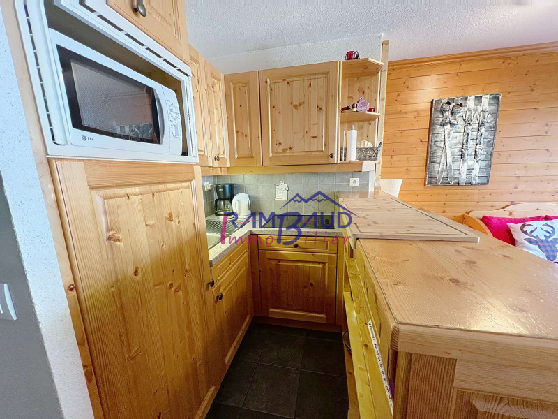 _clients_227345001_photos_172m_37692393