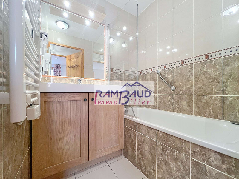 _clients_227345001_photos_173m_35390850