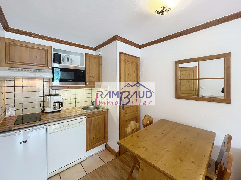 _clients_227345001_photos_177c_37010304