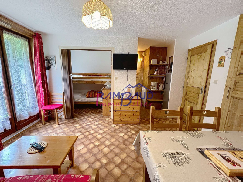 _clients_227345001_photos_17b_36382012