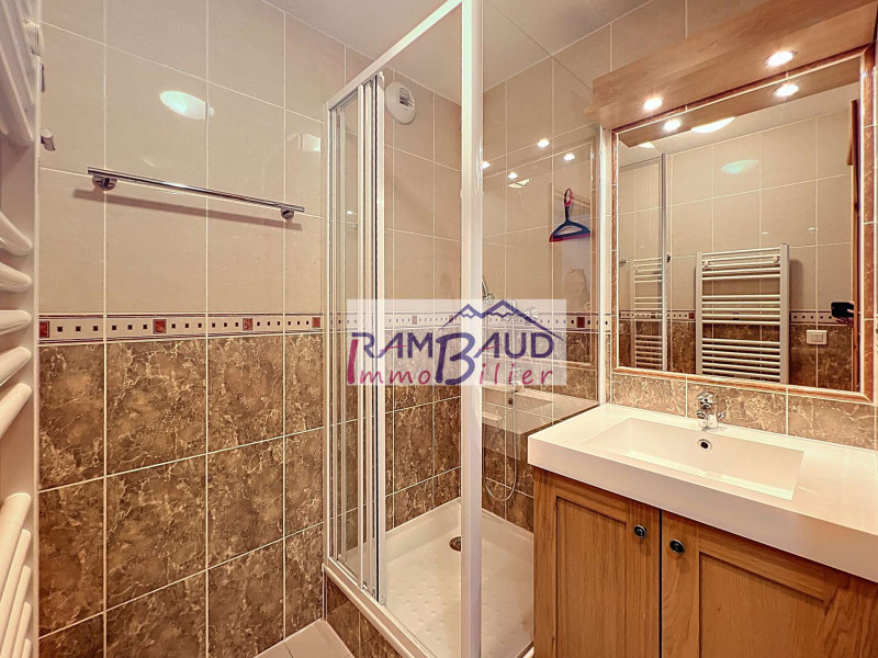 _clients_227345001_photos_219u_37589593