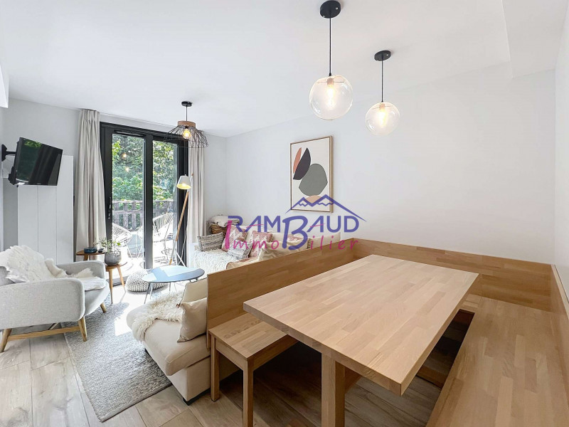 _clients_227345001_photos_226a_37533470 _clients_227345001_photos_226a_37533470