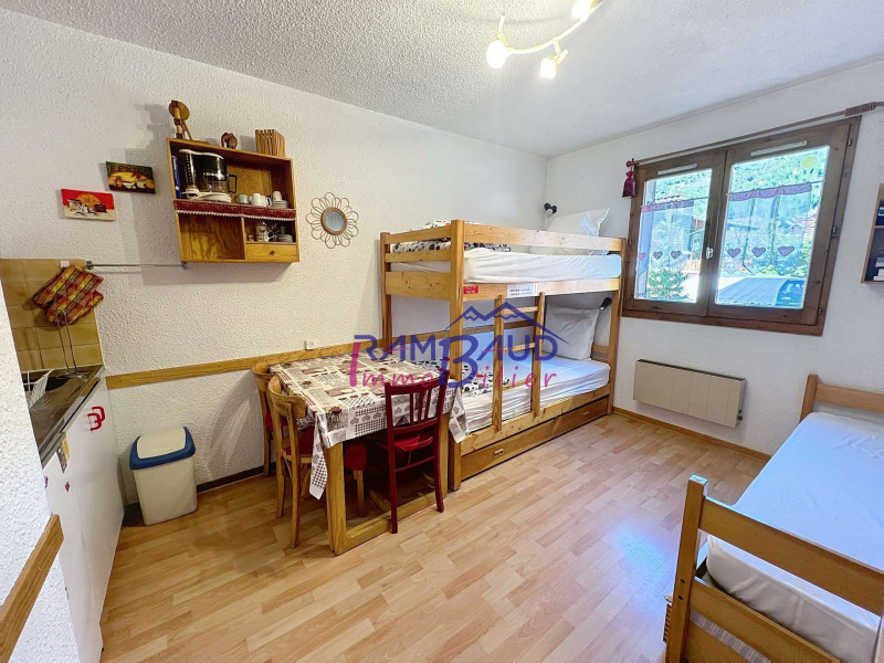 _clients_227345001_photos_299u_36101094