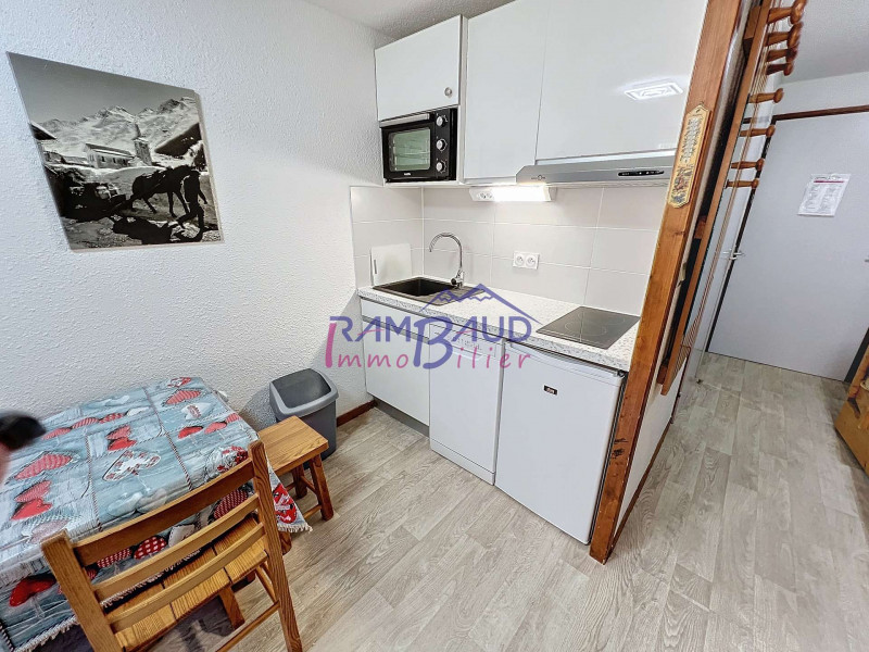 _clients_227345001_photos_32b_35885430 _clients_227345001_photos_32b_35885430