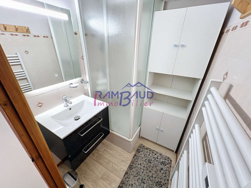 _clients_227345001_photos_32e_37243423 _clients_227345001_photos_32e_37243423