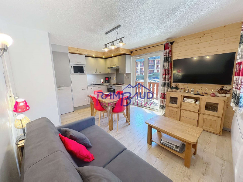 _clients_227345001_photos_42a_36755917