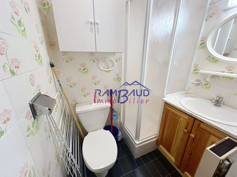 _clients_227345001_photos_52j_37612407