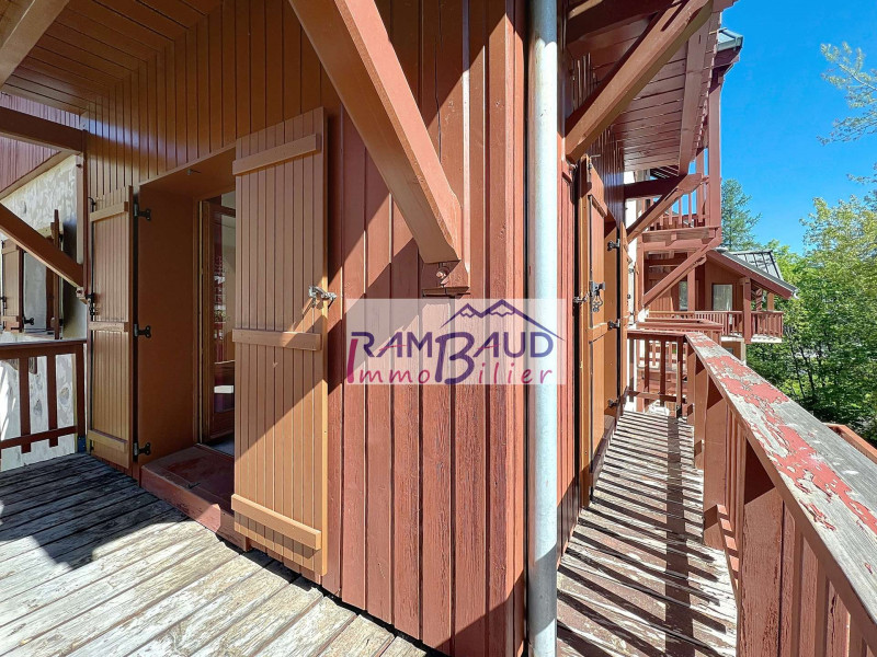 _clients_227345001_photos_61p_37692782 _clients_227345001_photos_61p_37692782