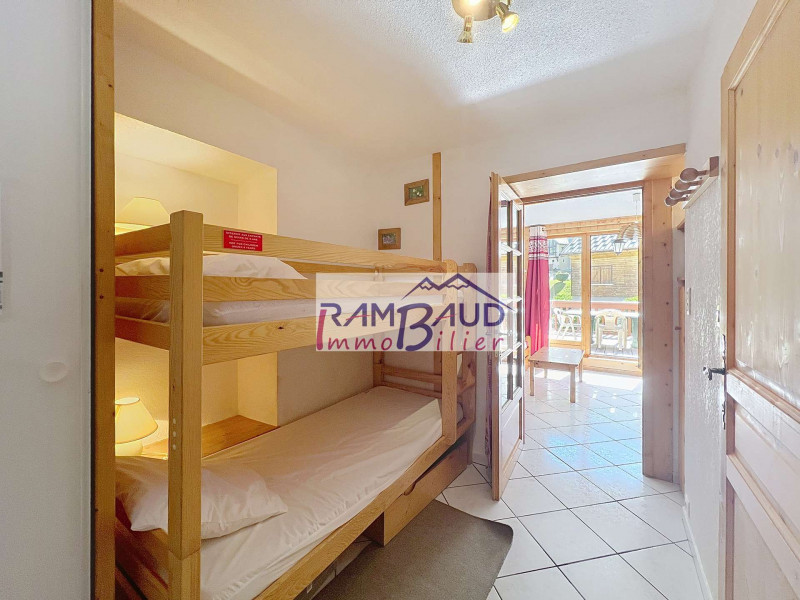 _clients_227345001_photos_83n_37807902