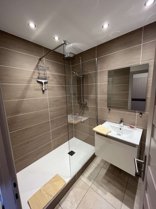 _clients_227345002_photos_106g_36666747