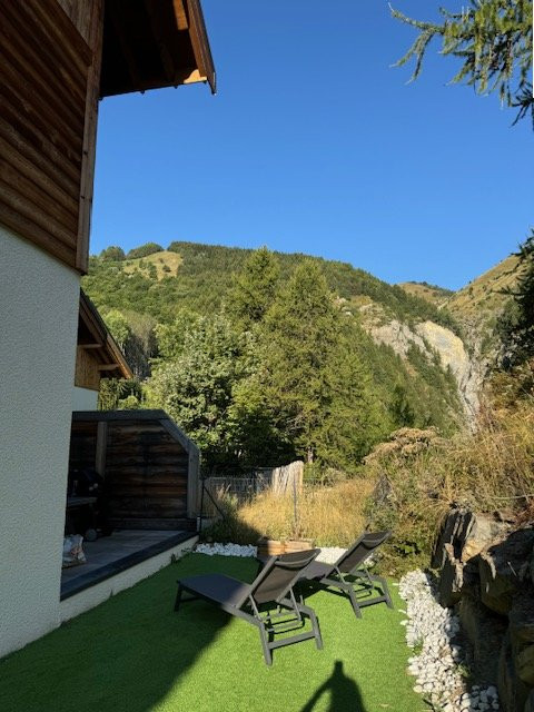 _clients_227345002_photos_107x_37476395