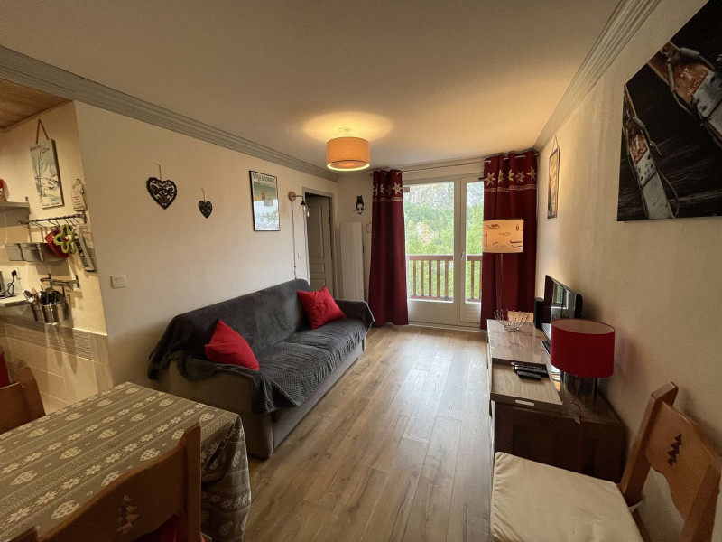 _clients_227345002_photos_113a_37806399