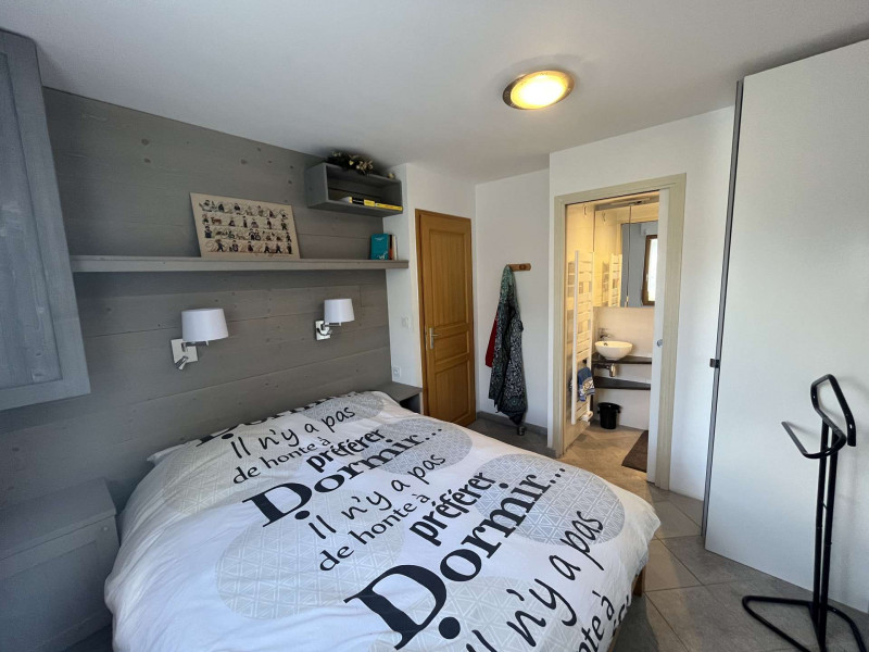 _clients_227345002_photos_114f_36998377