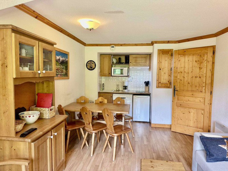 _clients_227345002_photos_117b_37691404